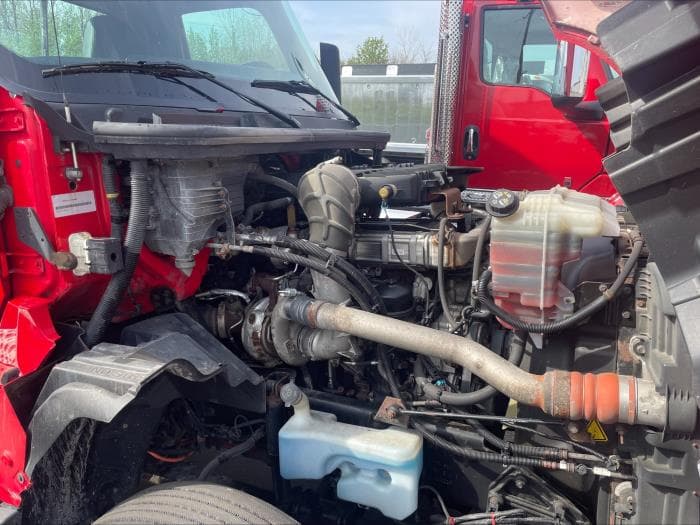 2020 International LT in Columbus, OH, OH — photo 15