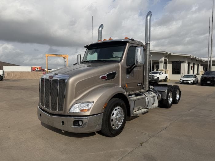 2020 Peterbilt 579