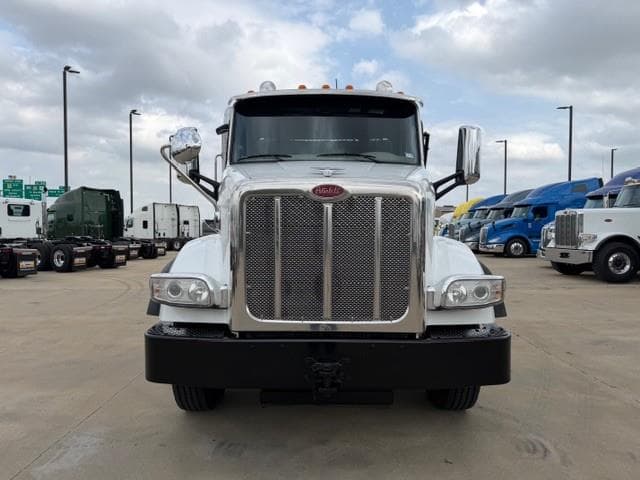 2019 Peterbilt 567 — photo 15