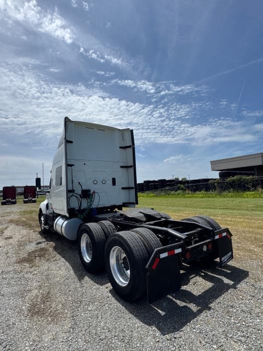 2021 International LT — photo 6