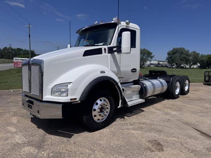 2020 Kenworth T880 — photo 2
