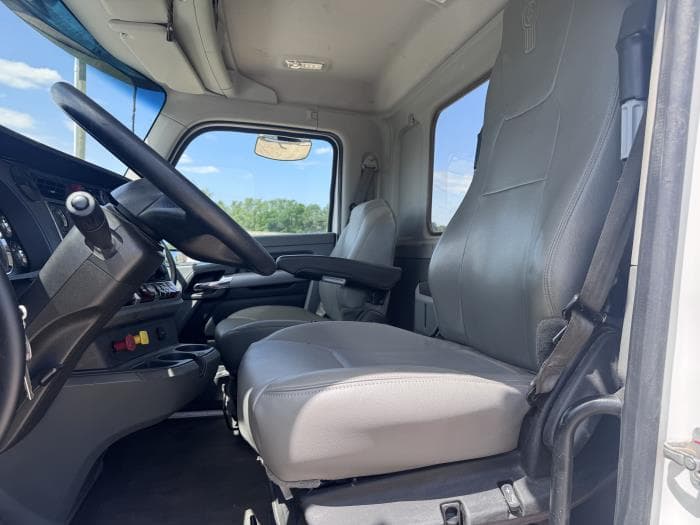 2020 Kenworth T880 — photo 10