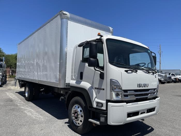 2025 Isuzu FTR — photo 7