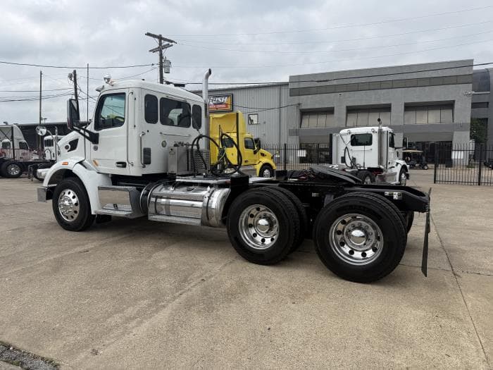 2020 Peterbilt 567 — photo 37