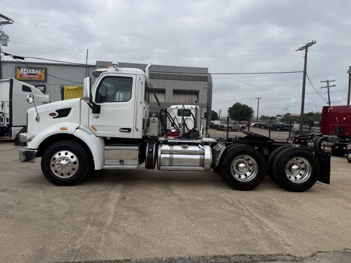 2020 Peterbilt 567 — photo 38
