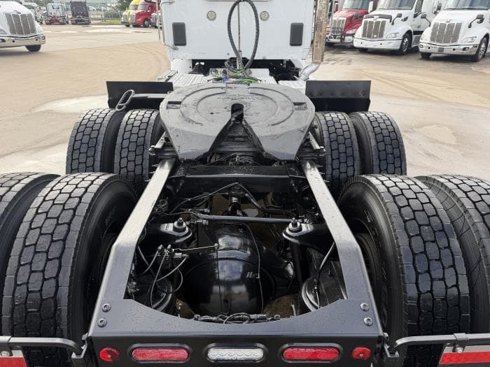 2020 Peterbilt 567 — photo 14