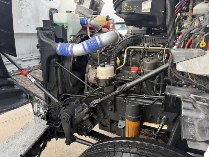 2020 Peterbilt 567 — photo 18