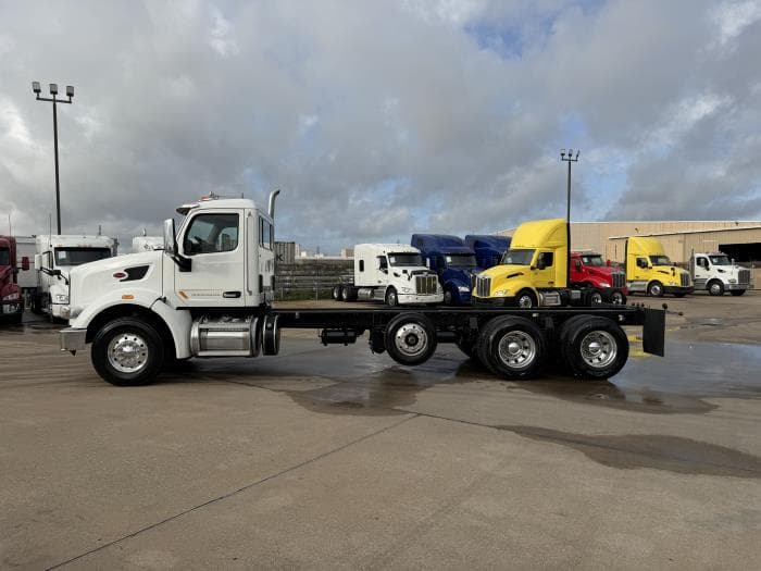 2019 Peterbilt 567 — photo 3