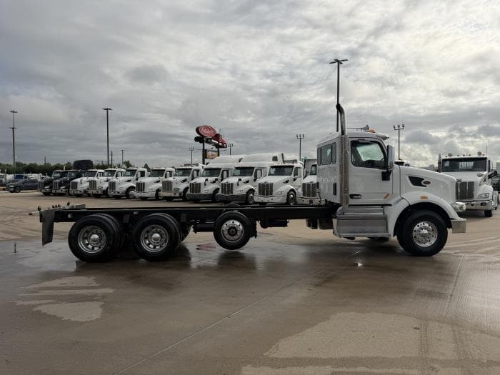 2019 Peterbilt 567 — photo 7