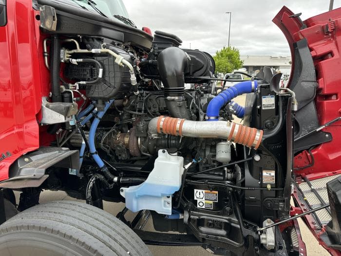 2025 Peterbilt 579 — photo 17