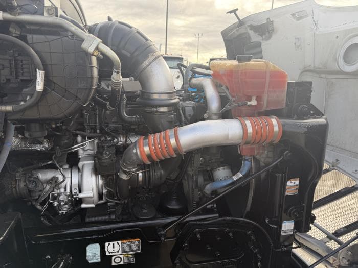 2019 Peterbilt 579 — photo 21