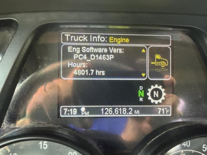 2019 Peterbilt 579 — photo 32