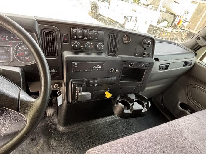 2020 International MV — photo 18