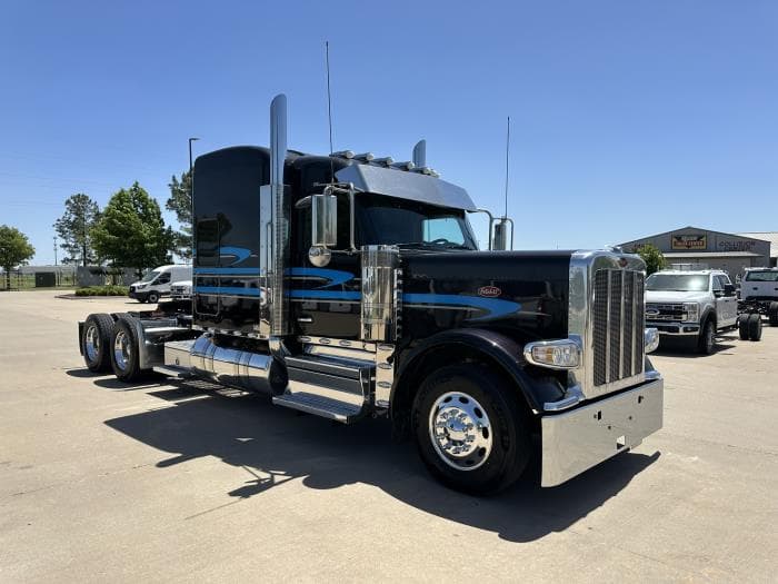 2025 Peterbilt 589 — photo 3