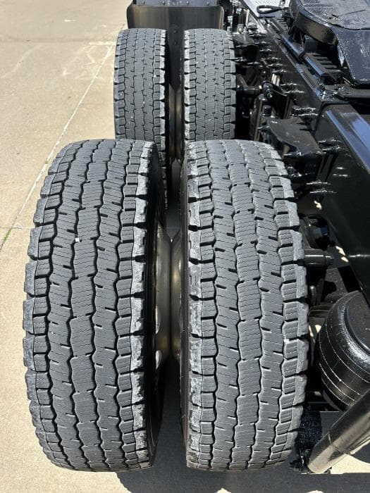 2025 Peterbilt 589 — photo 19