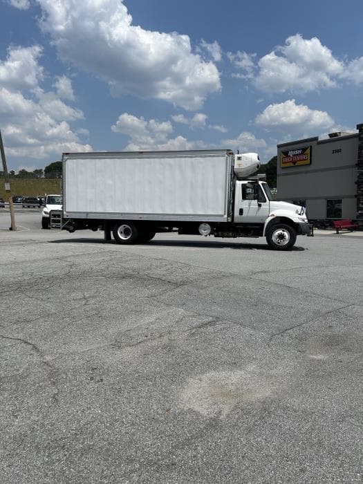 2019 International 4300 — photo 3