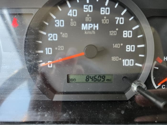 2020 Isuzu NPR — photo 2