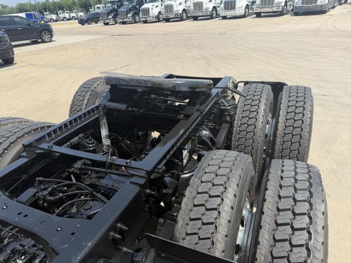 2021 Peterbilt 579 — photo 15