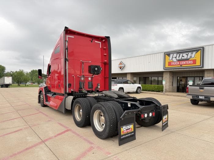 2022 Kenworth T680 — photo 6