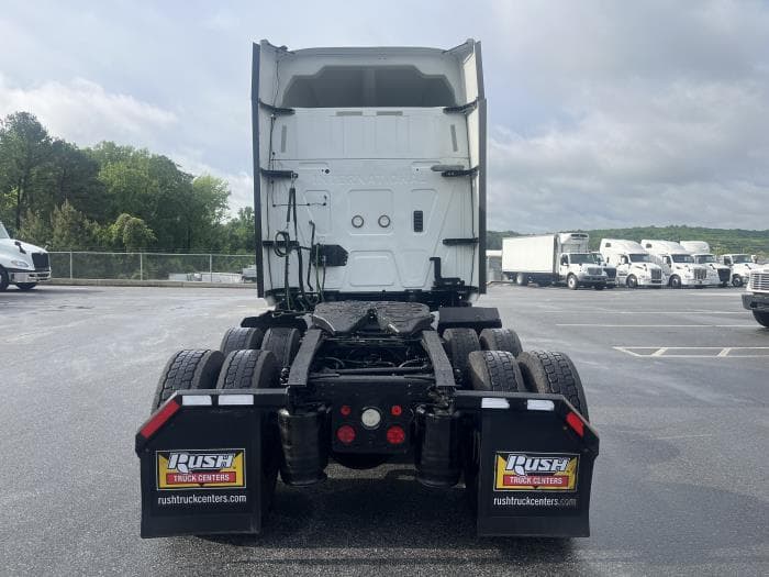 2019 International LT — photo 6