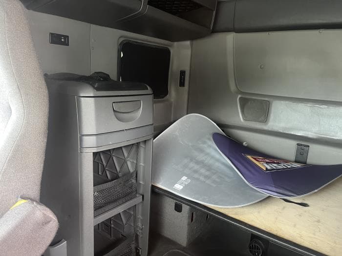 2019 International LT — photo 18
