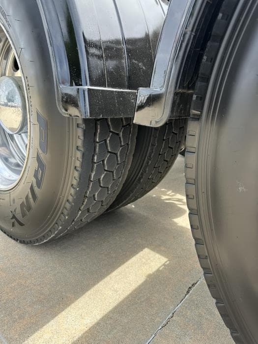 2021 Peterbilt 567 — photo 21
