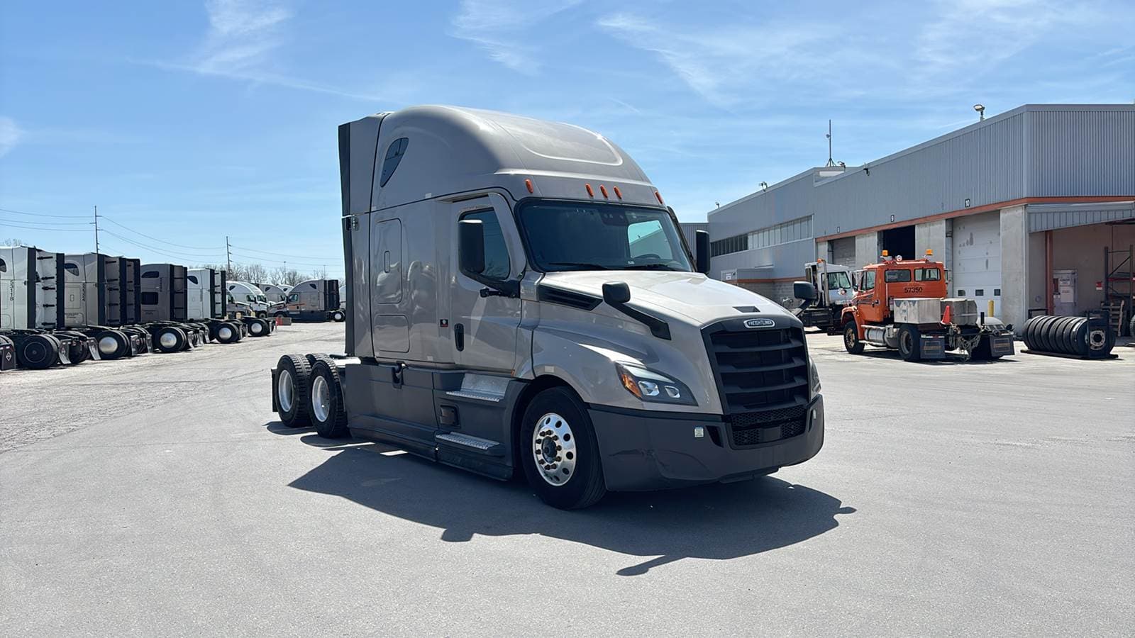 2024 Freightliner Cascadia