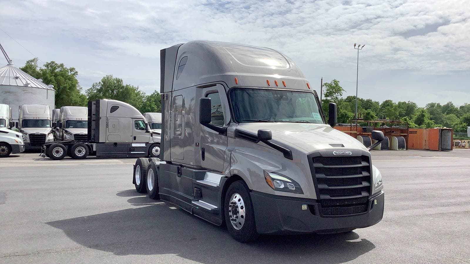 2024 Freightliner Cascadia