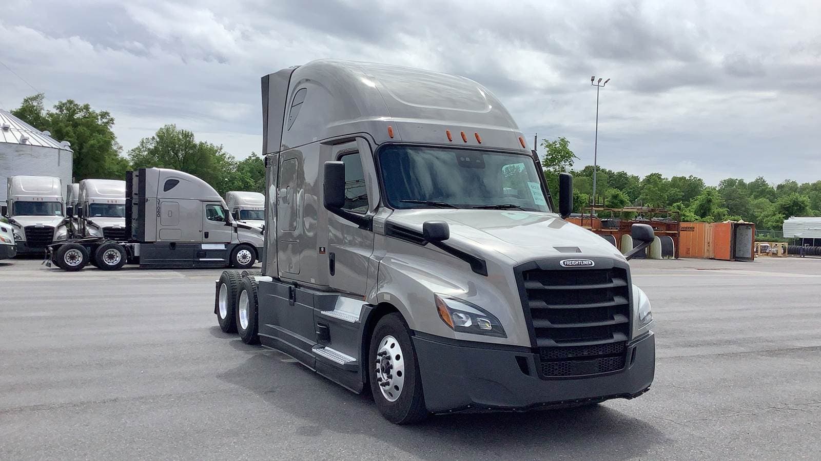 2024 Freightliner Cascadia