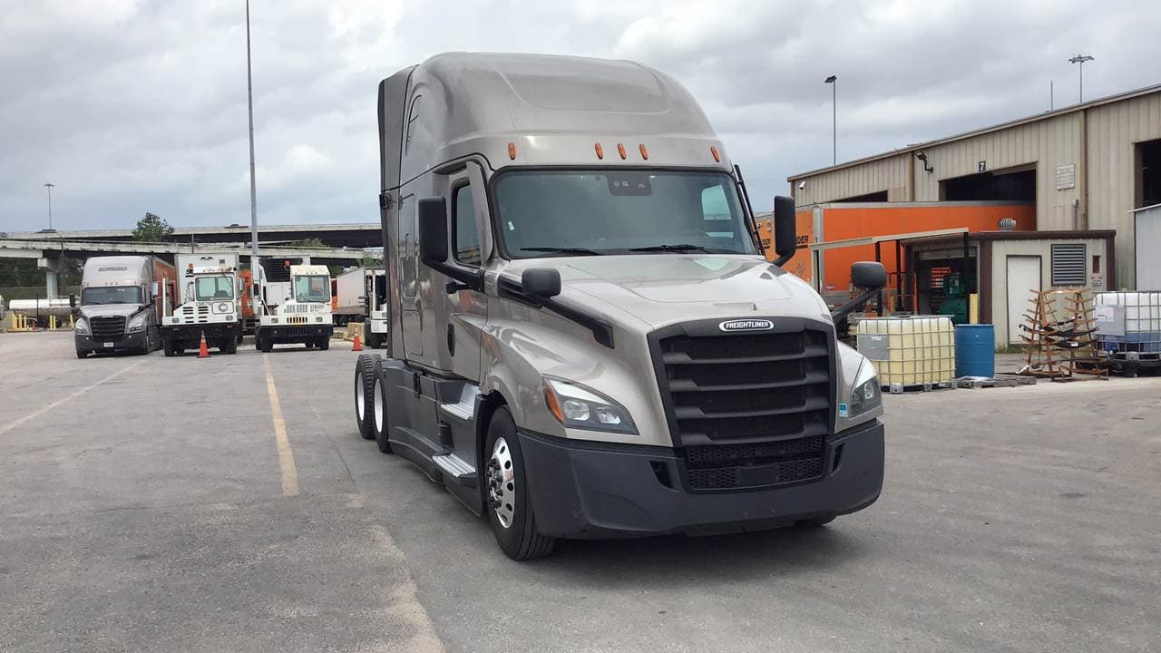 2023 Freightliner Cascadia
