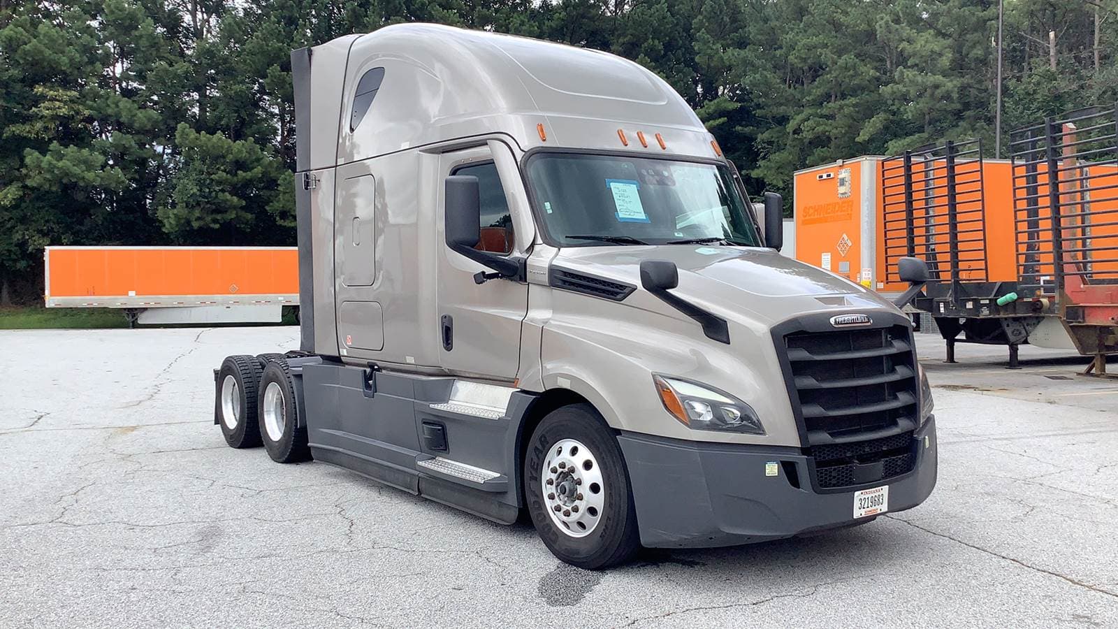 2023 Freightliner Cascadia