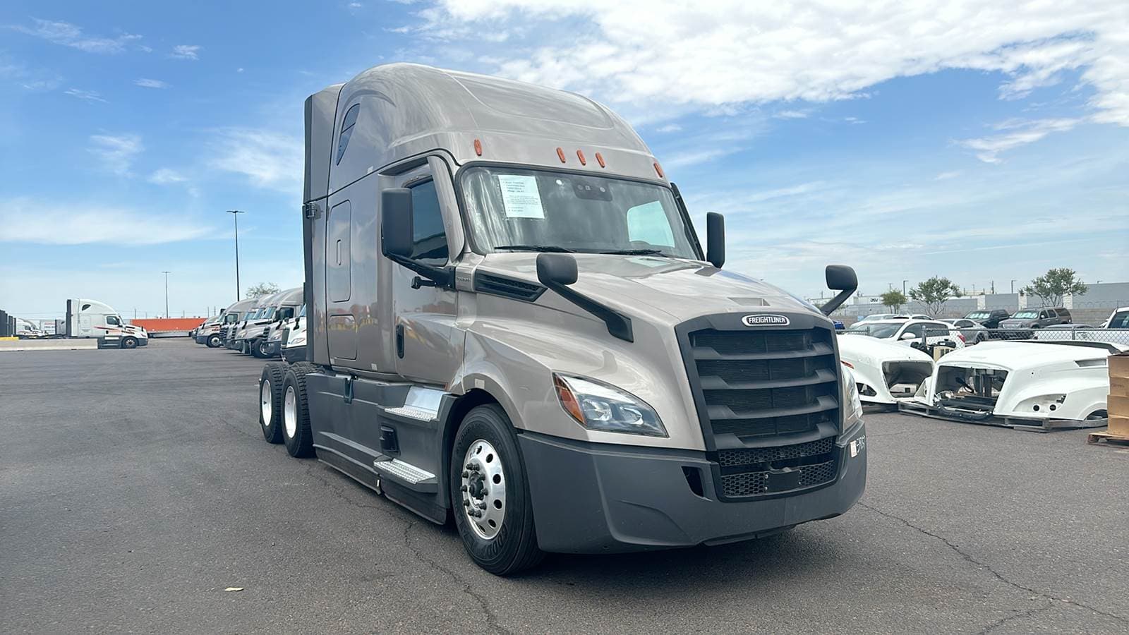 2023 Freightliner Cascadia