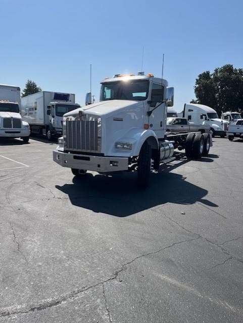 2024 Kenworth T800