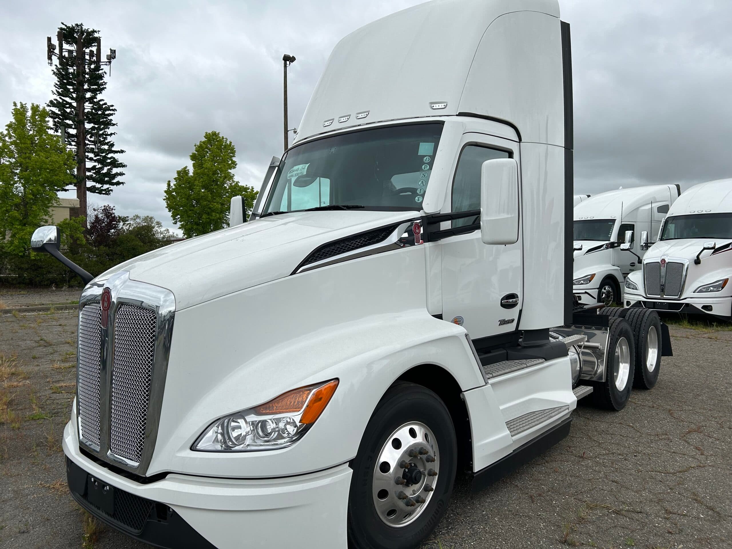 2024 Kenworth T680
