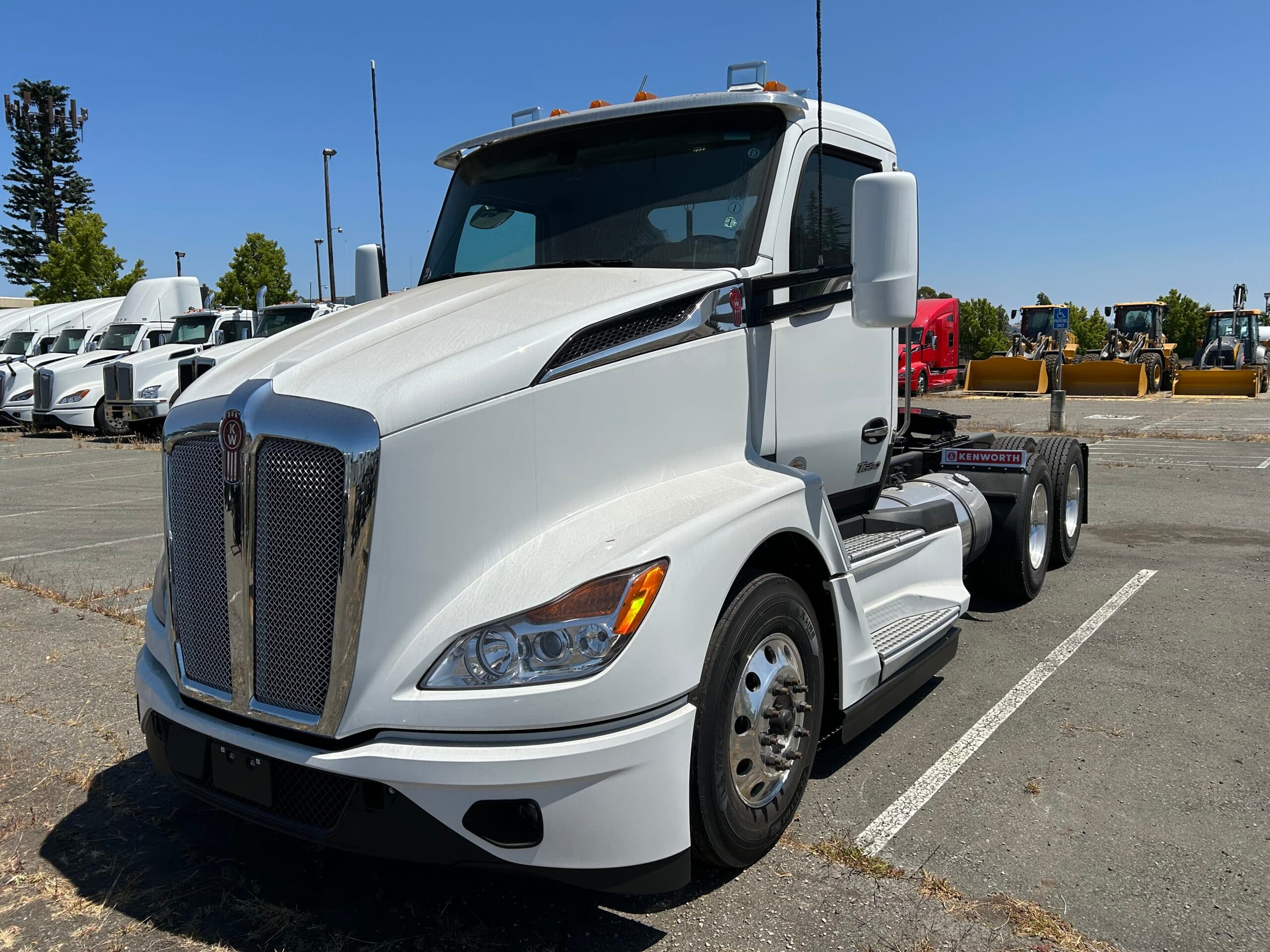 2024 Kenworth T680