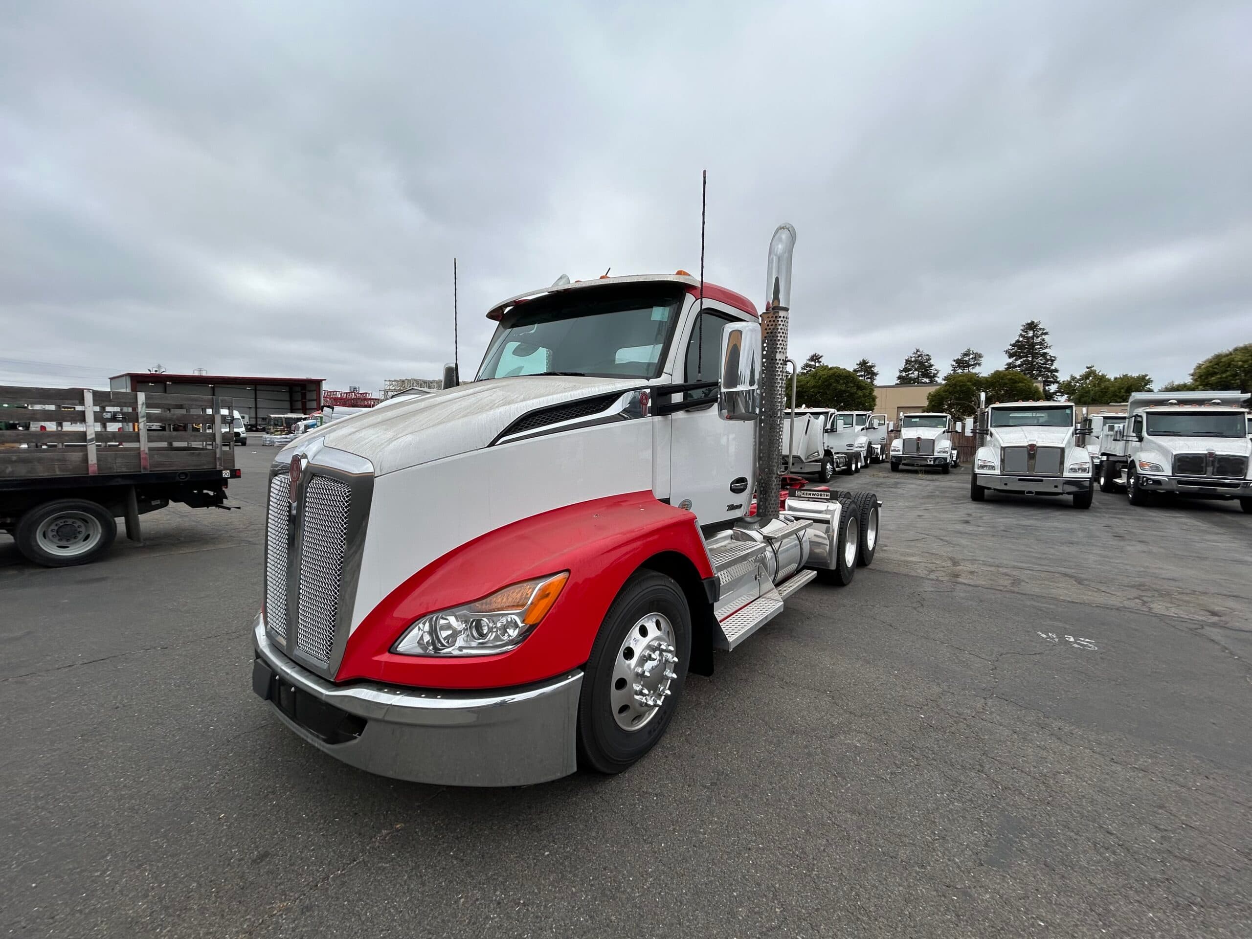 2024 Kenworth T680