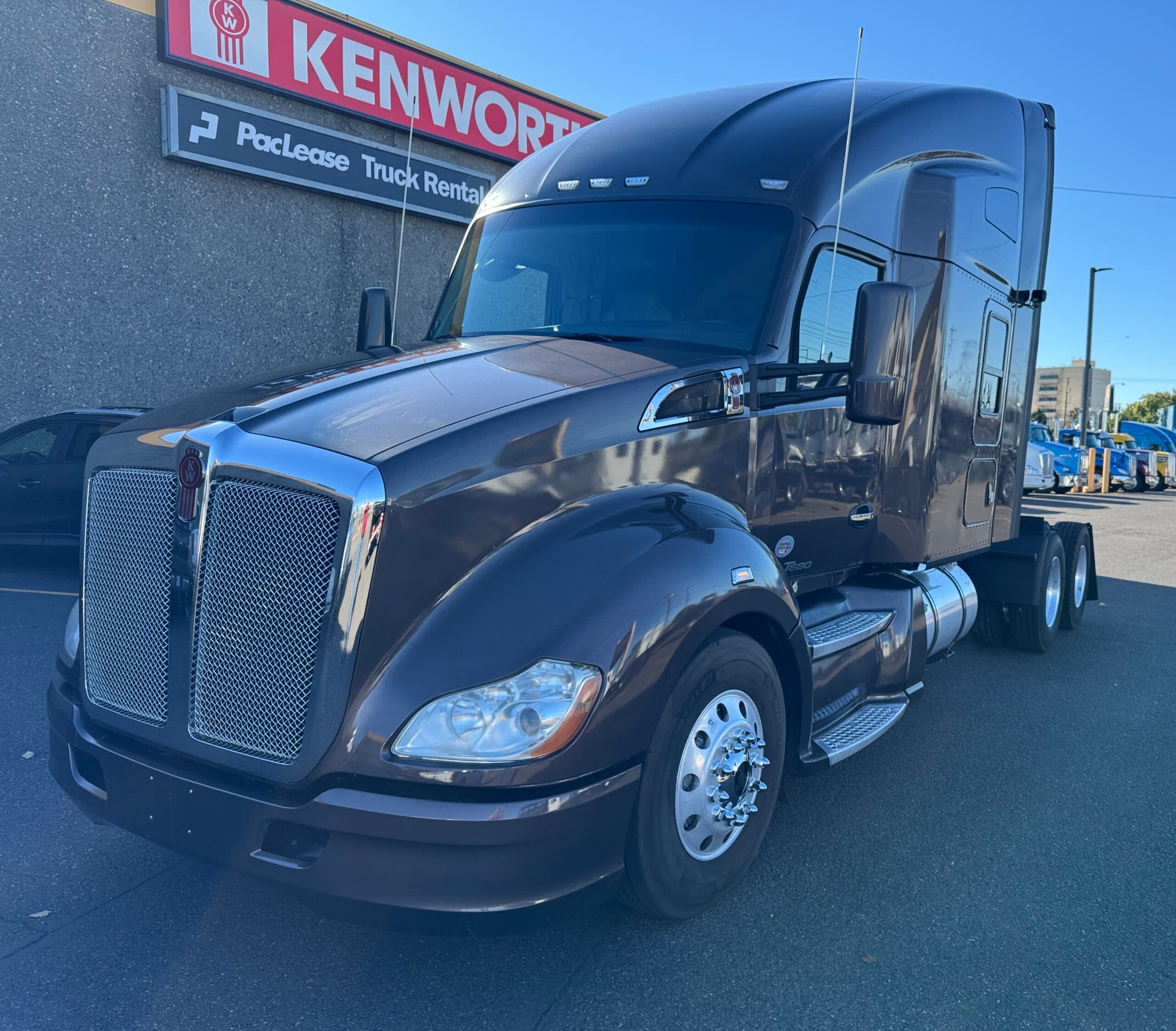 2022 Kenworth T680