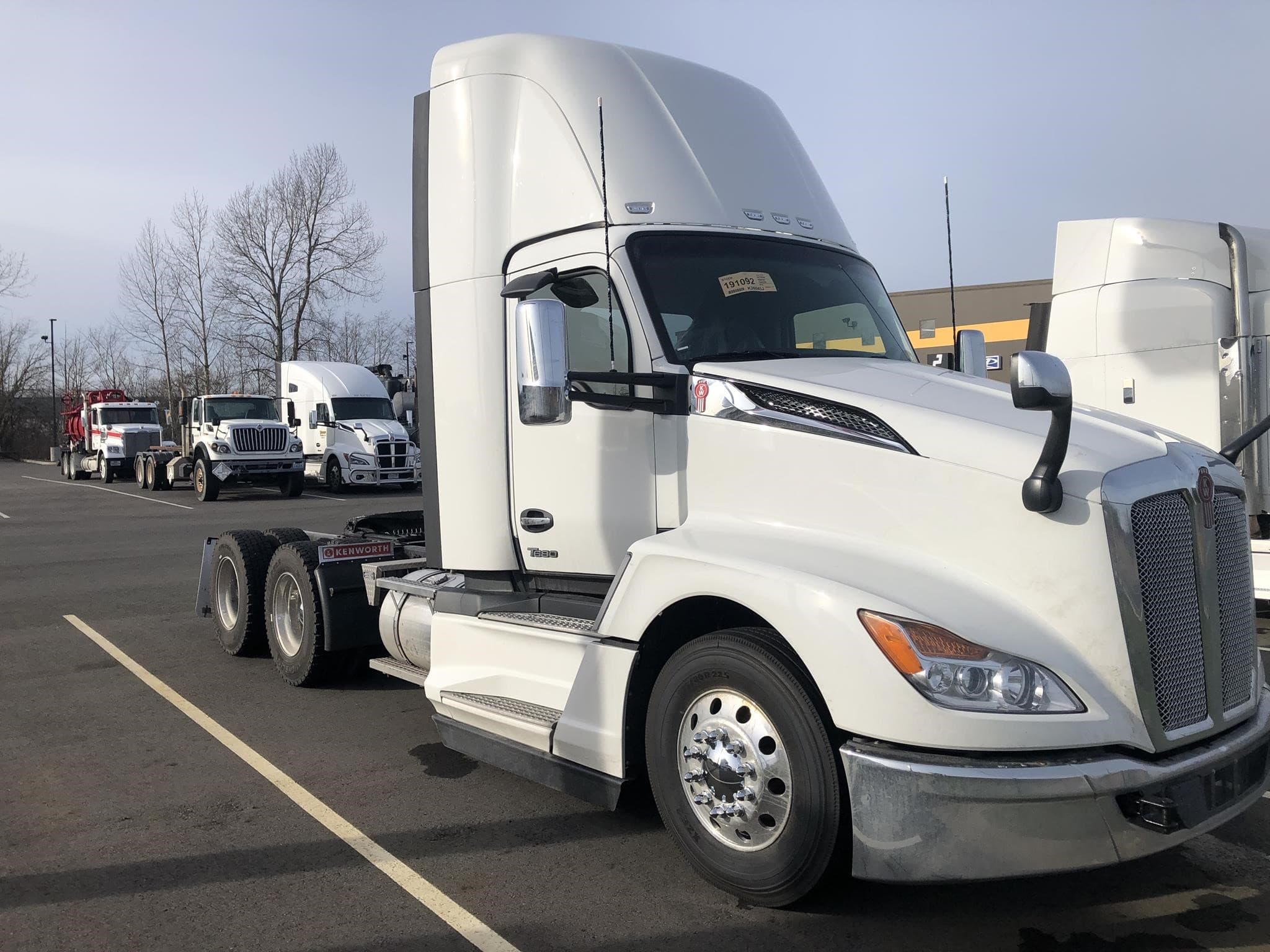 2025 Kenworth T680