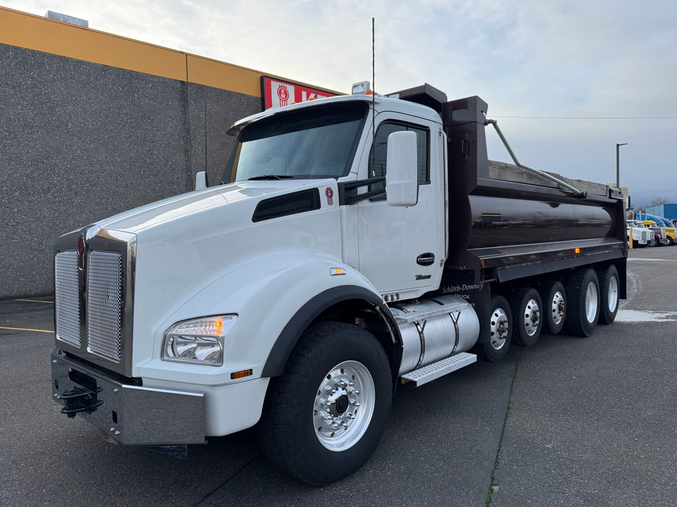 2022 Kenworth T880