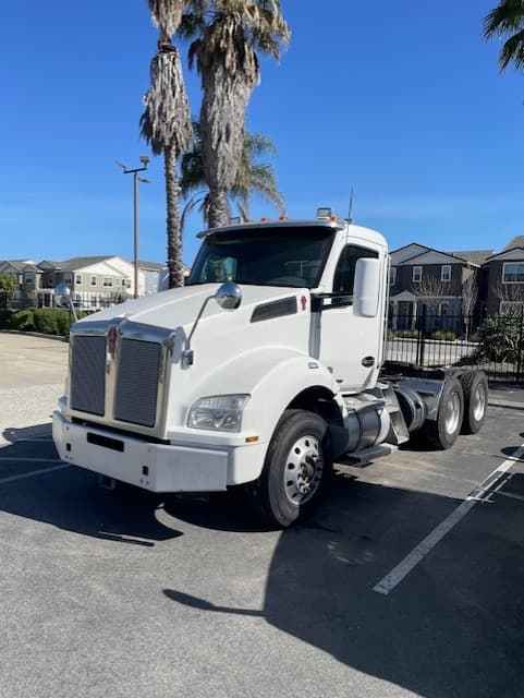 2019 Kenworth T880