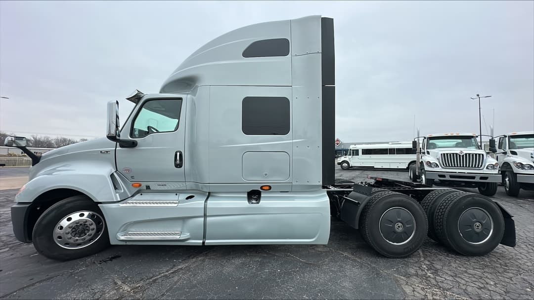 2023 International LT in Tulsa, OK — photo 8