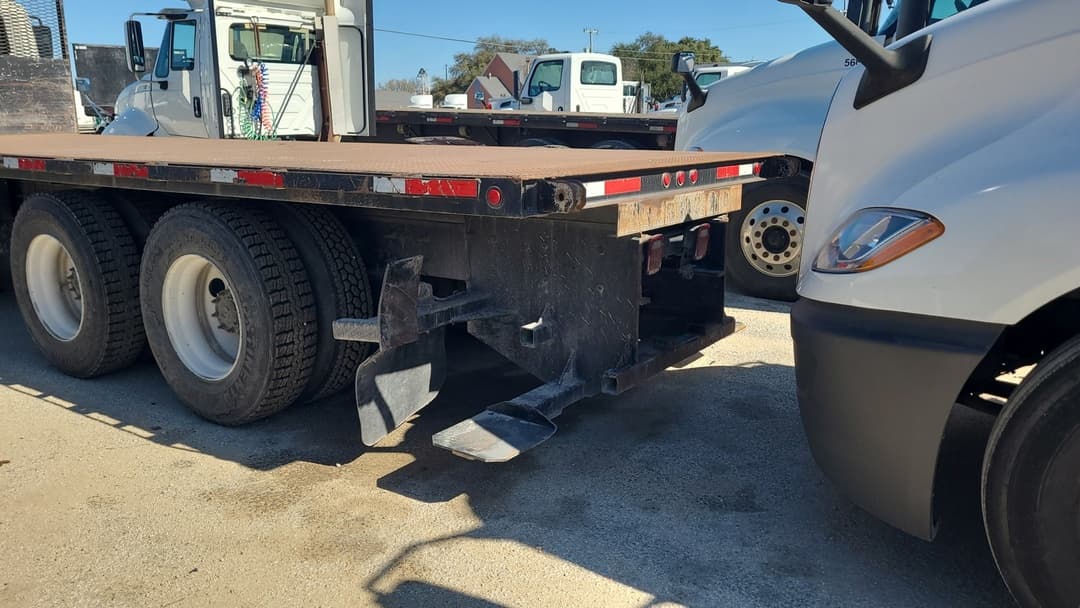 2017 International 4300 in SAN ANTONIO, TX — photo 6