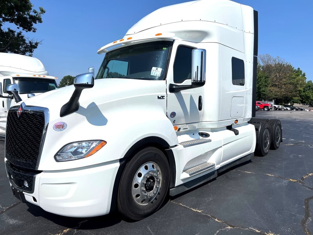 2025 International LT