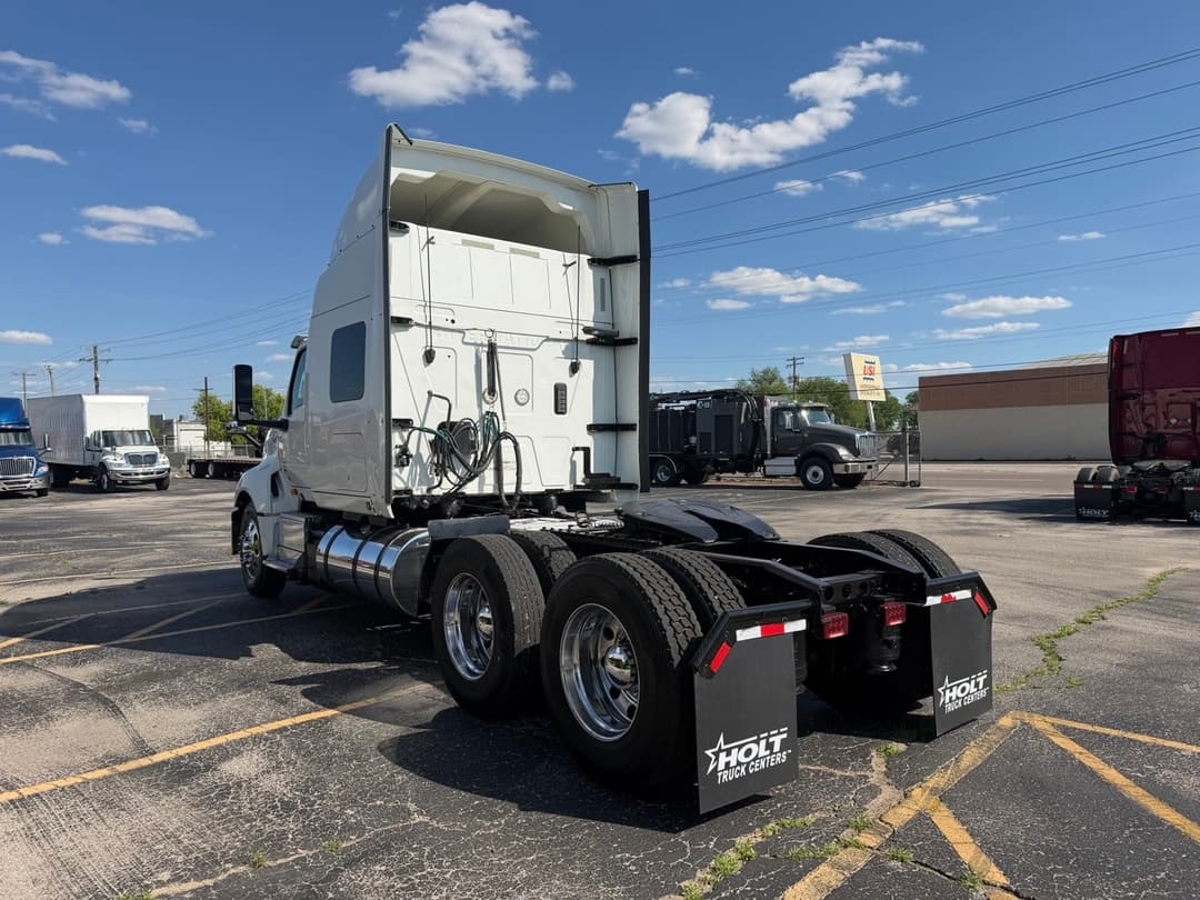 2021 International LT in Oklahoma City, OK — photo 10