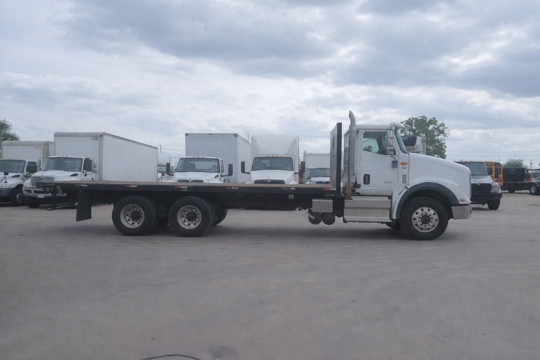 2021 International HX in AUSTIN, TX — photo 7