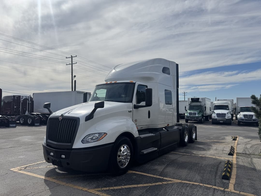 2023 International LT