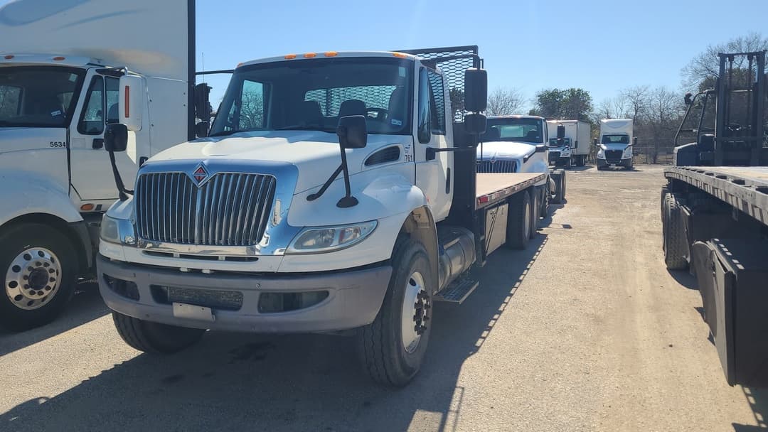 2017 International 4300 in SAN ANTONIO, TX — photo 4
