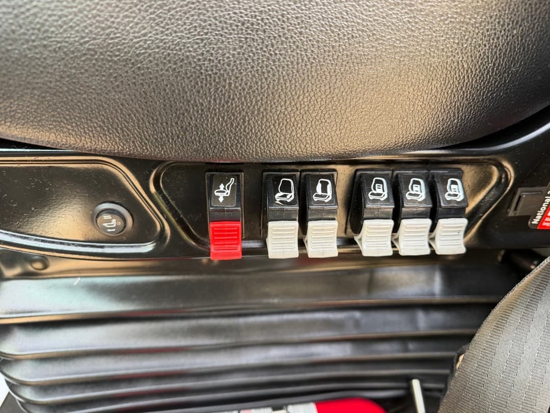 2021 International LT in Oklahoma City, OK — photo 4