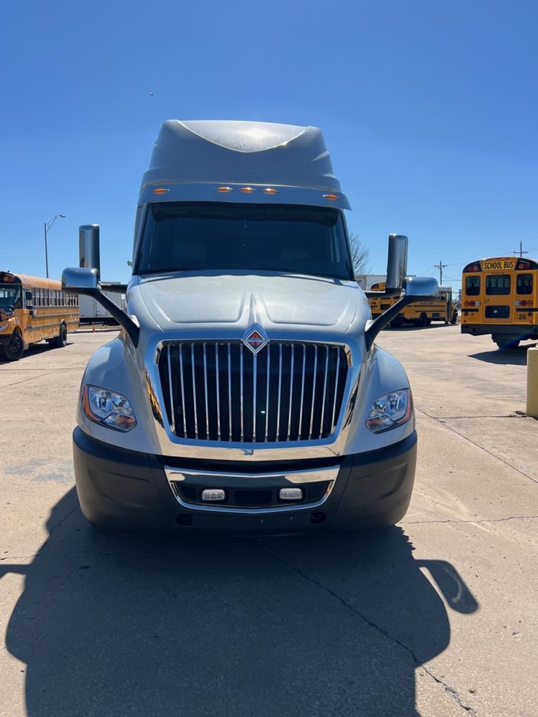 2023 International LT in Tulsa, OK — photo 4
