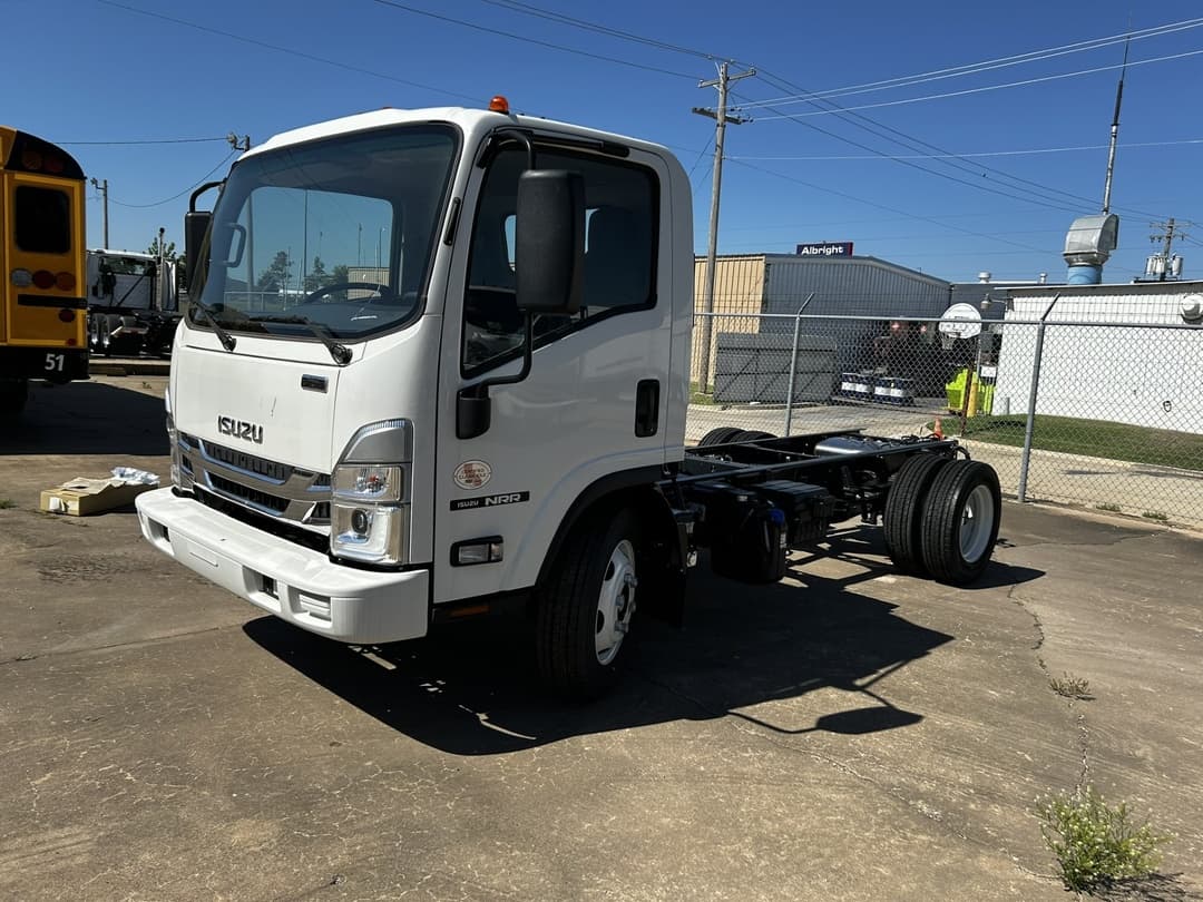 2024 Isuzu NRR